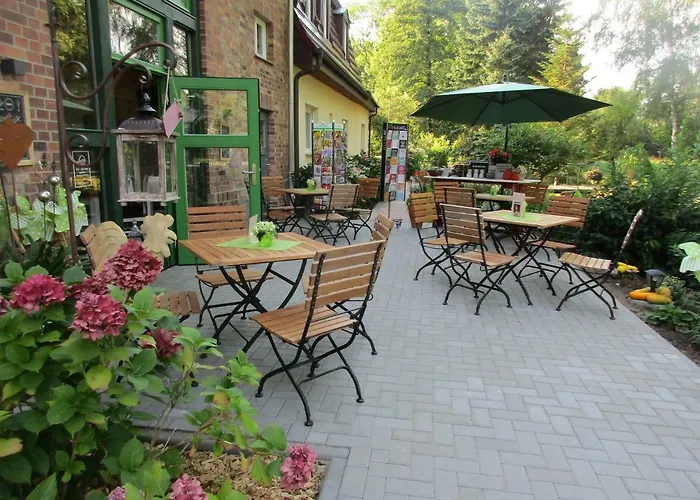 Gruener Wald Burg (Spreewald)